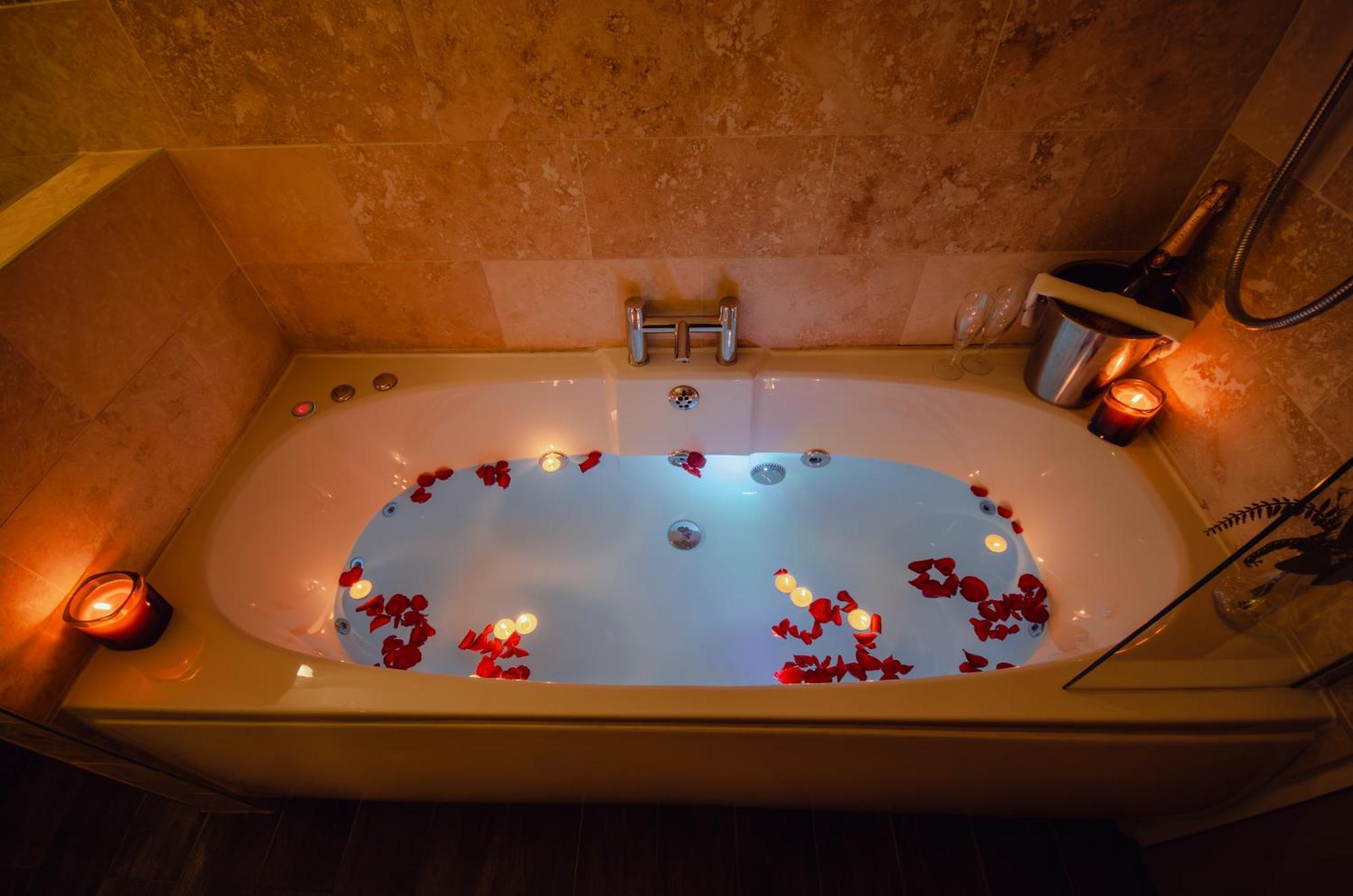 Howfield Manor Hotel Кэнтербари Экстерьер фото