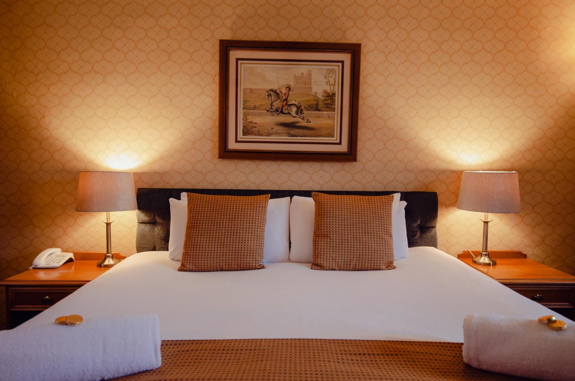 Howfield Manor Hotel Кэнтербари Экстерьер фото