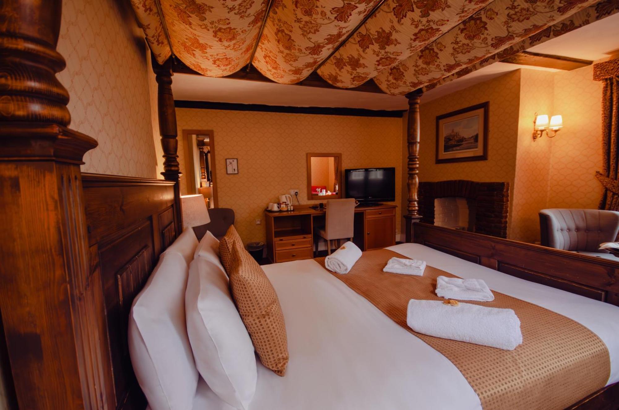 Howfield Manor Hotel Кэнтербари Экстерьер фото